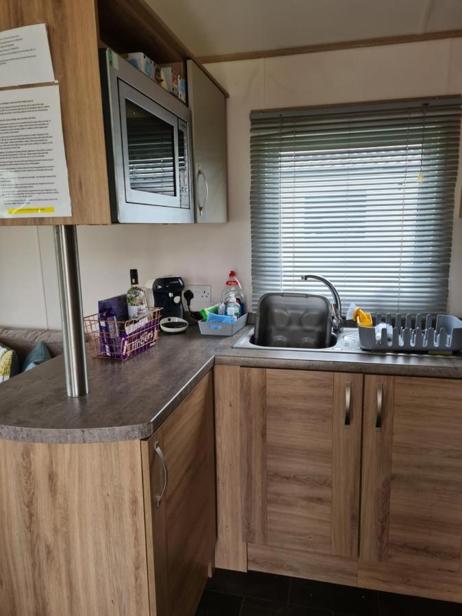 Hot Tub Hols 3 Bed Caravan At 42 Kingfisher Court Tattershall Exterior photo