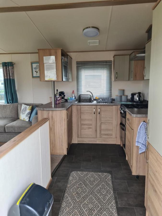 Hot Tub Hols 3 Bed Caravan At 42 Kingfisher Court Tattershall Exterior photo